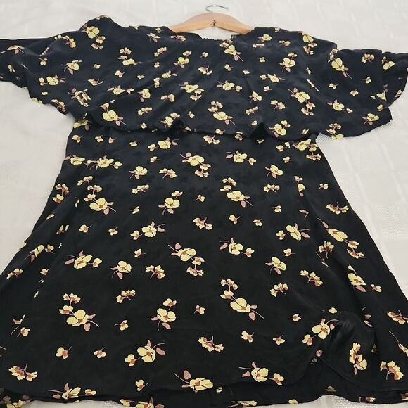 Zara Black and Yellow Flutter Sleeve Sundress - Picture 15 of 16